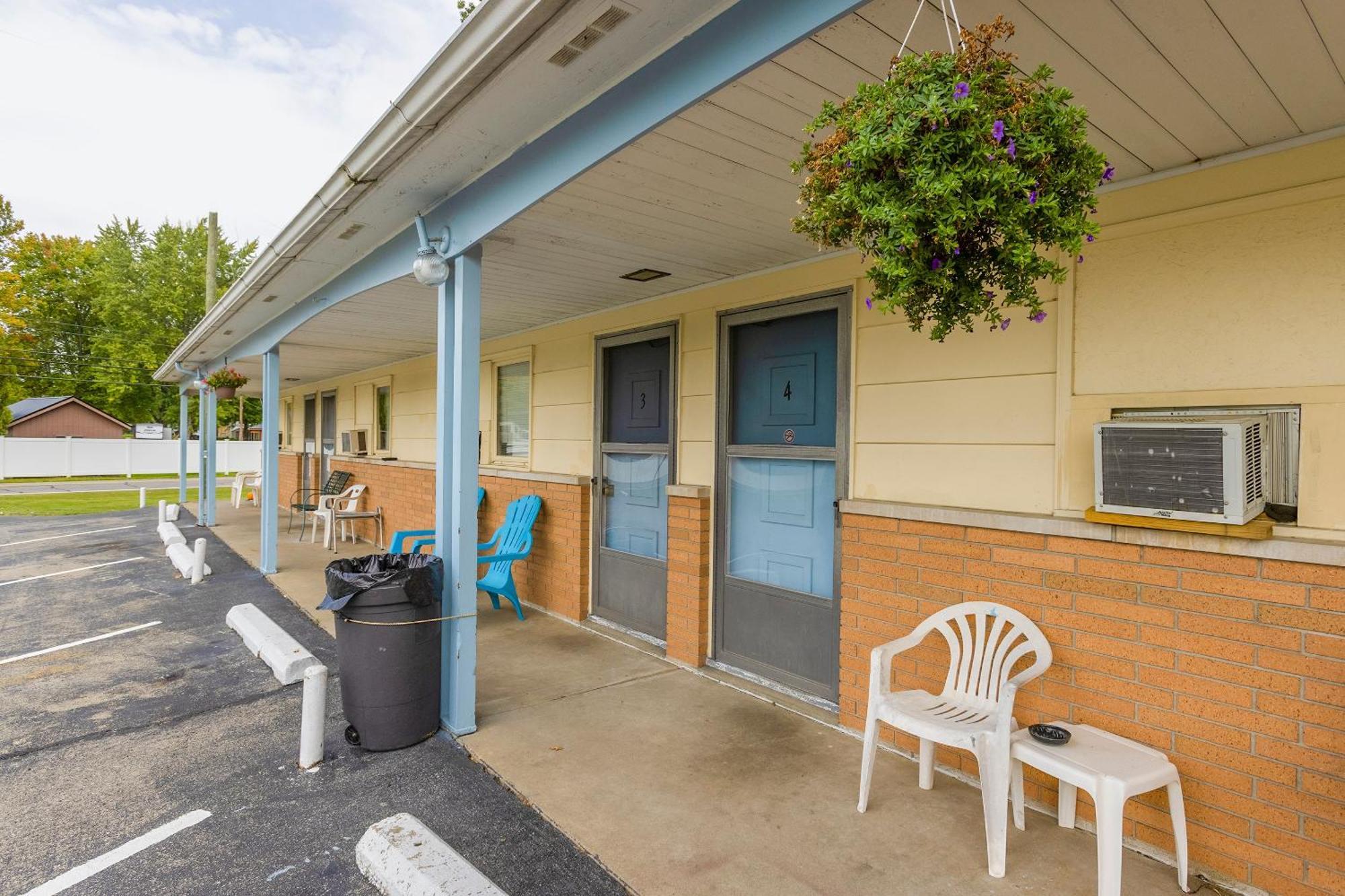 Parkside Motel By Oyo Meadville Conneaut Lake Conneaut Lakeshore Экстерьер фото