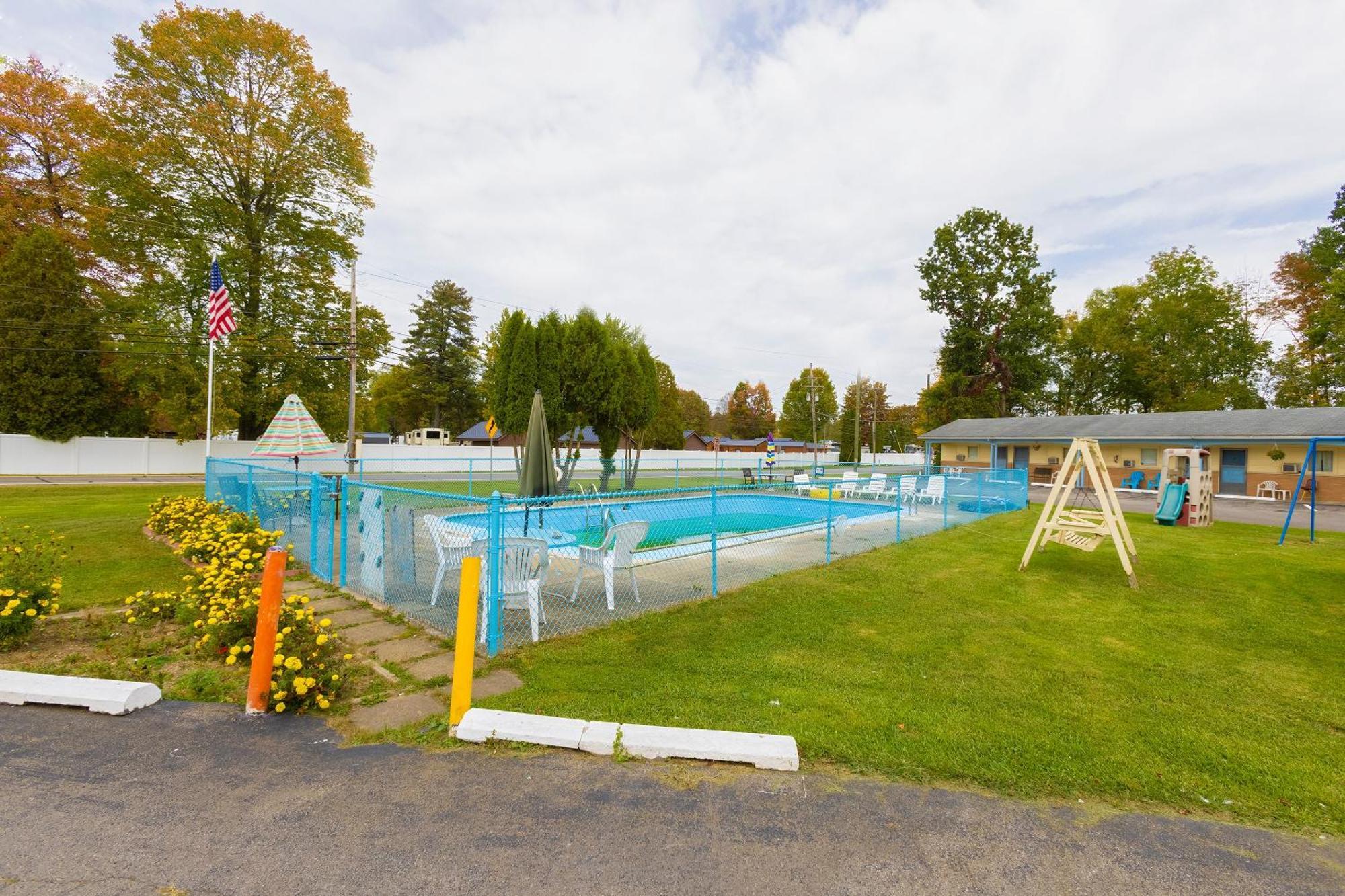 Parkside Motel By Oyo Meadville Conneaut Lake Conneaut Lakeshore Экстерьер фото