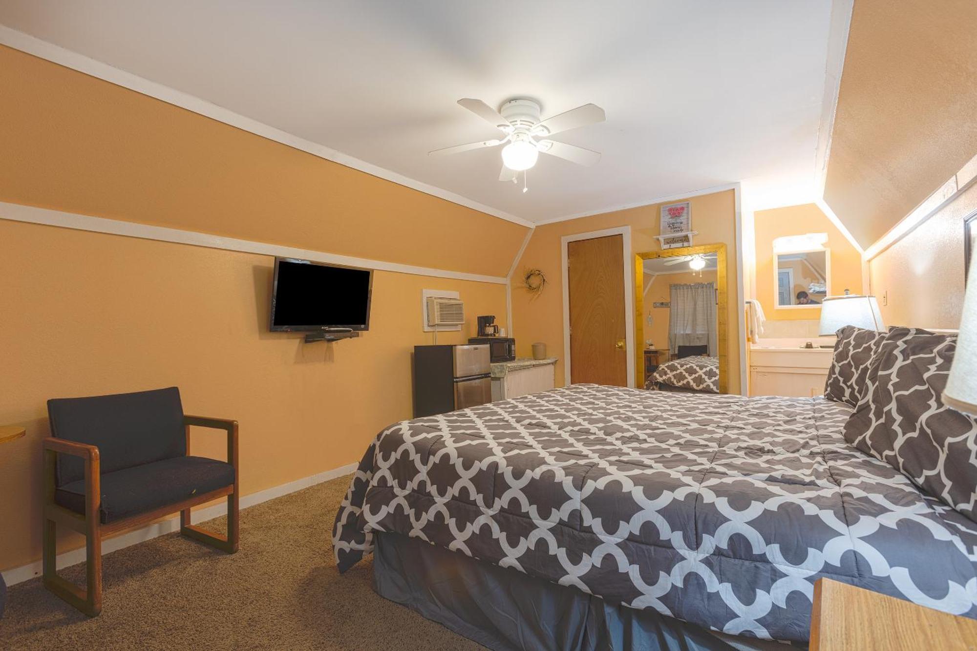 Parkside Motel By Oyo Meadville Conneaut Lake Conneaut Lakeshore Экстерьер фото